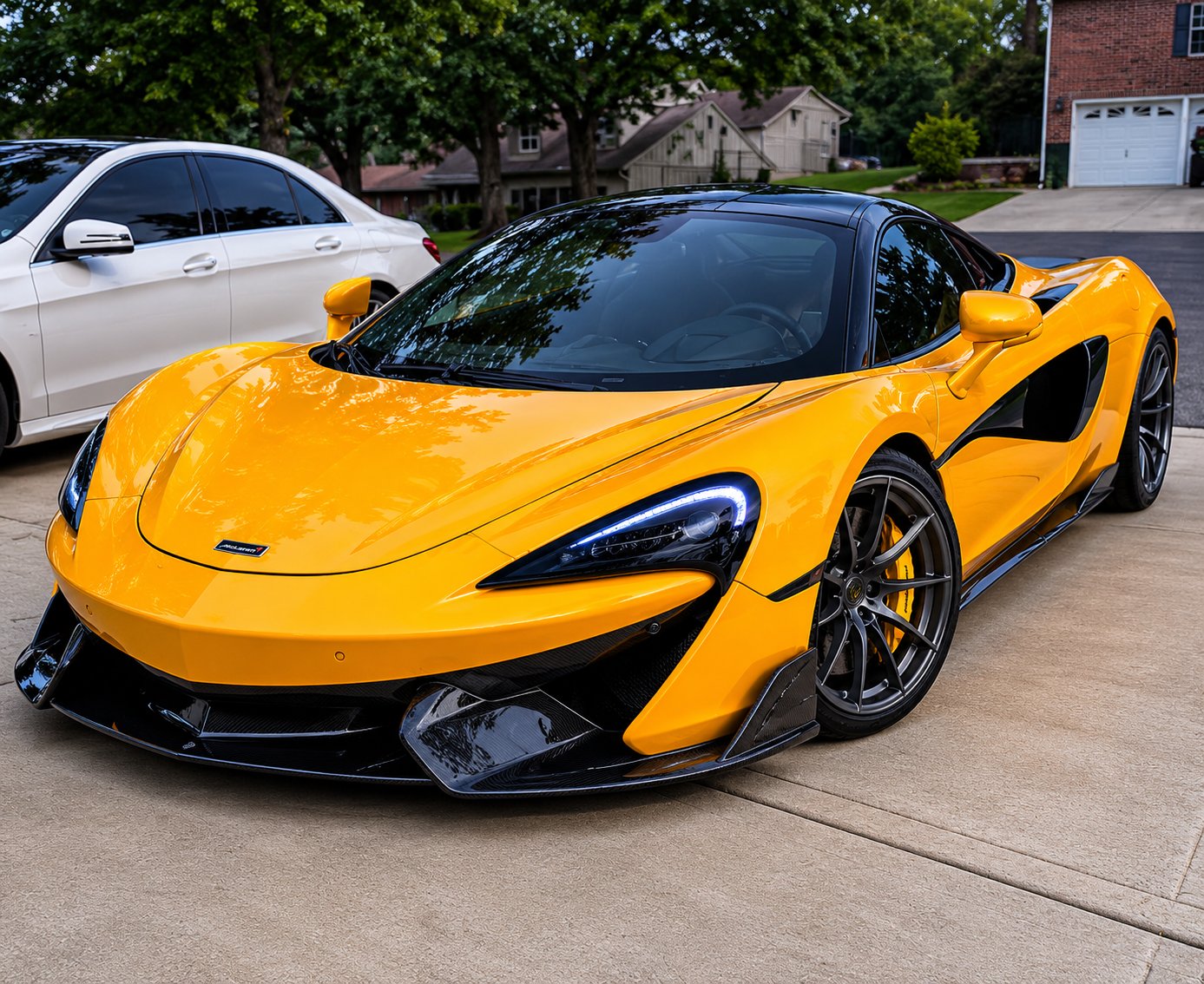 McLaren 570S